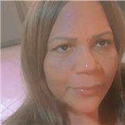 Profesor de educación inicial imparte clases presenciales y refuerzo